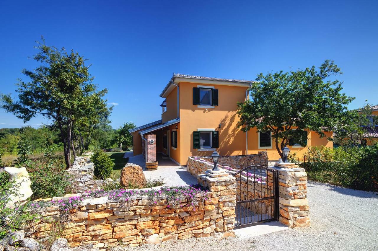 Villas Vea Histria Rezanci Exterior photo
