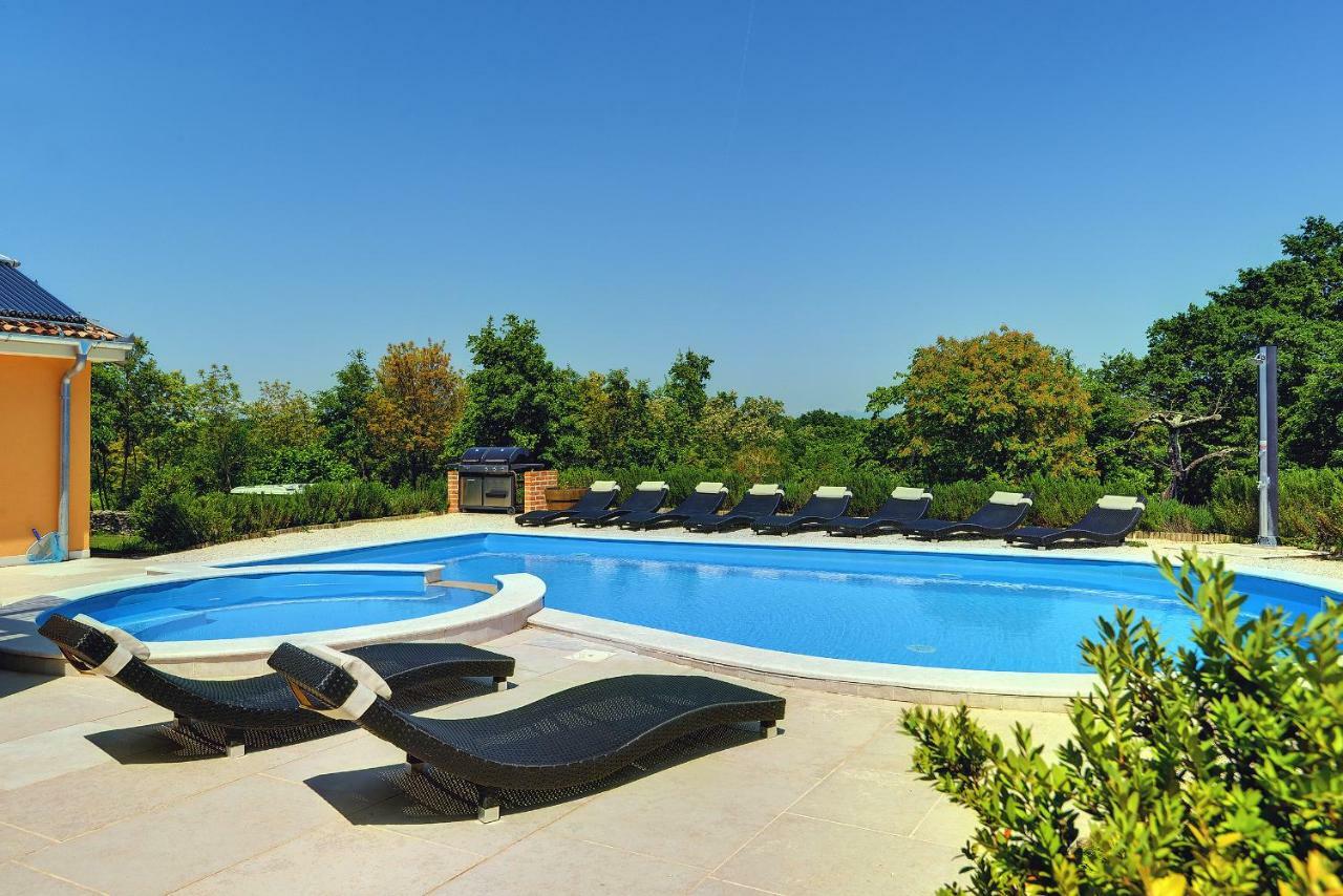 Villas Vea Histria Rezanci Exterior photo