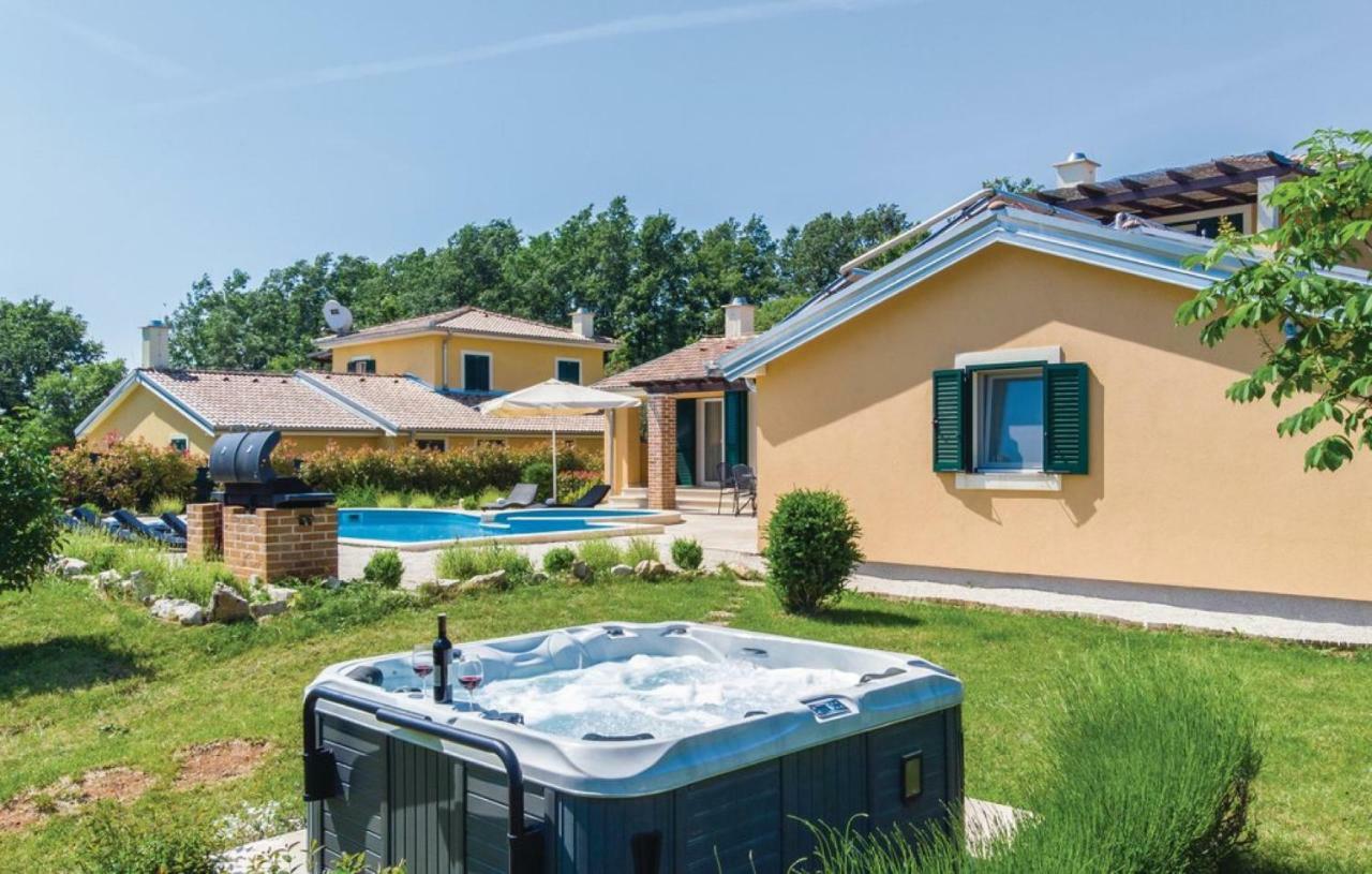 Villas Vea Histria Rezanci Exterior photo