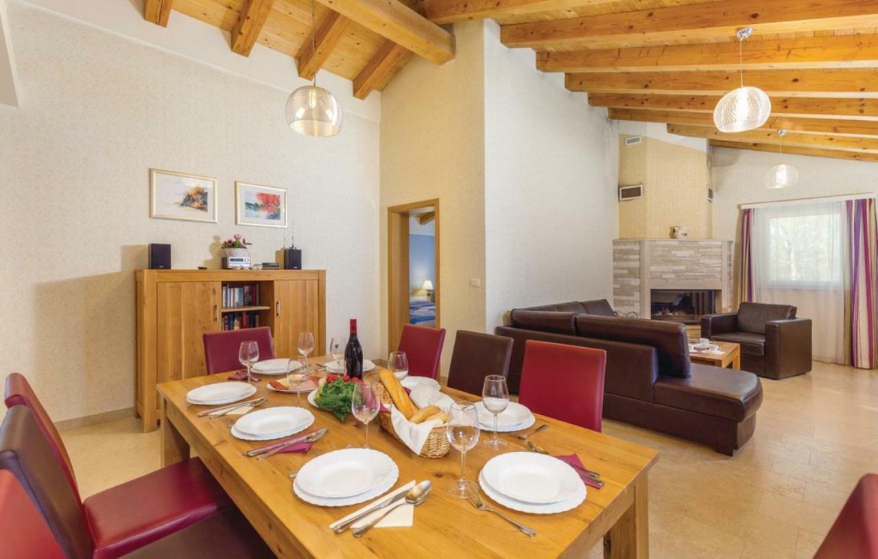Villas Vea Histria Rezanci Exterior photo